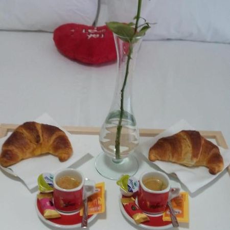 Daniela B&B Cariati Bagian luar foto